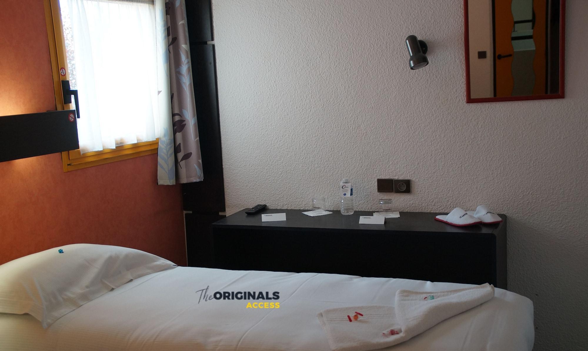 Hotel The Originals Access Bourges Nord Saint-Doulchard Exteriér fotografie